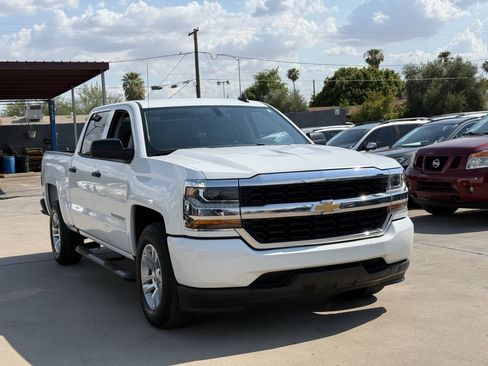 Used 2018 Chevrolet Silverado 1500 W/T w/ WT Convenience Package RWD image 3