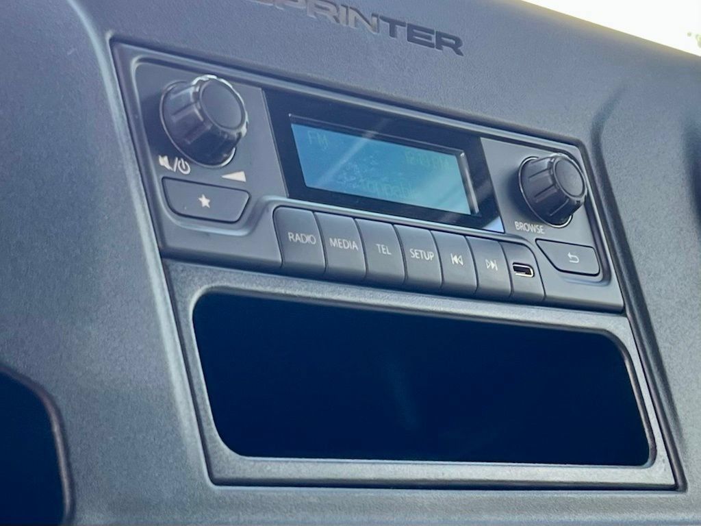 Used 2025 Mercedes-Benz Sprinter 2500 image 23