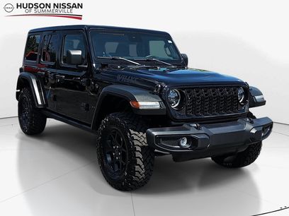 Used 2025 Jeep Wrangler Unlimited Sport