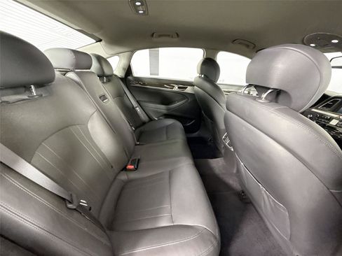 Used 2016 Hyundai Genesis 3.8 image 42