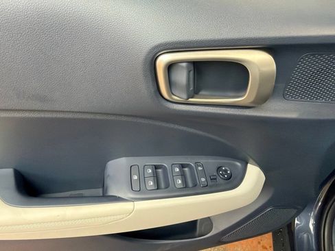 New 2026 Hyundai Venue SEL FWD image 22