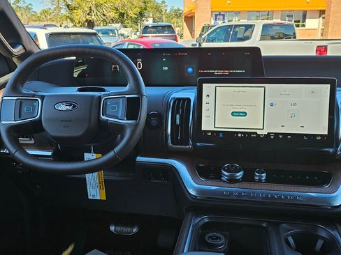 New 2026 Ford Expedition Max King Ranch image 15