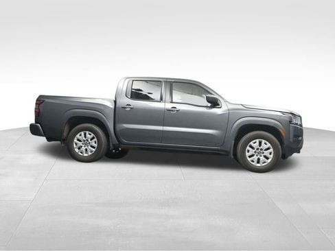 Used 2022 Nissan Frontier SV w/ Technology Package RWD image 15