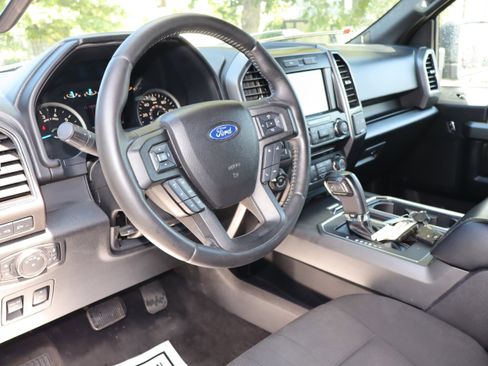 Used 2017 Ford F150 XLT w/ Equipment Group 302A Luxury AWD/4WD image 15