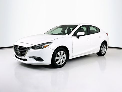 Used 2018 MAZDA MAZDA3 Sport image 3