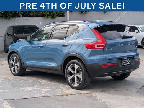 Certified 2023 Volvo XC40 B5 Plus w/ Protection Package Premier AWD/4WD image 5