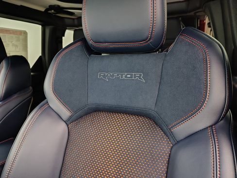 New 2025 Ford Bronco Raptor w/ Interior Carbon Fiber Pack image 25