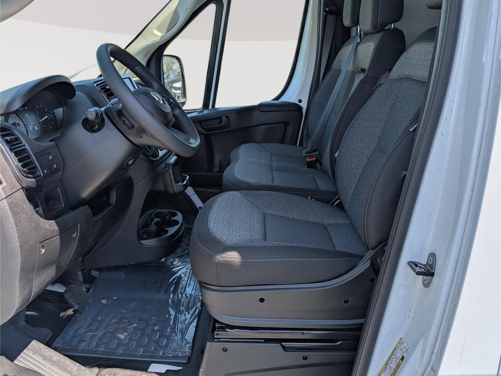 New 2026 RAM ProMaster 1500 w/ Convenience Group FWD image 11
