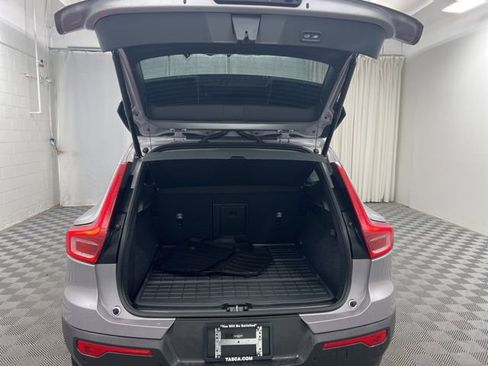 Used 2026 Volvo XC40 B5 Plus w/ Protection Package Premier AWD/4WD image 8