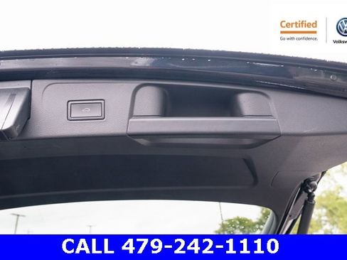 Certified 2022 Volkswagen Atlas SEL R-Line image 36