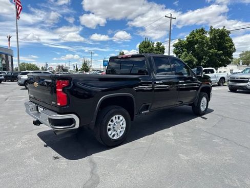 Used 2024 Chevrolet Silverado 2500 LTZ w/ LTZ Convenience Package AWD/4WD image 7