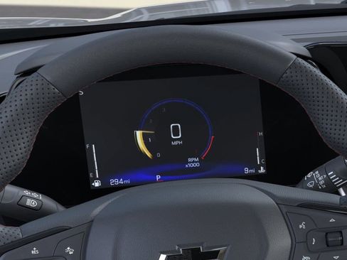 New 2026 Chevrolet Trax RS w/ Sunroof Package image 18