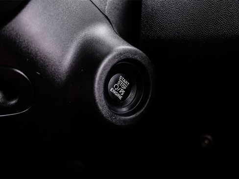 Used 2023 RAM ProMaster 2500 image 17