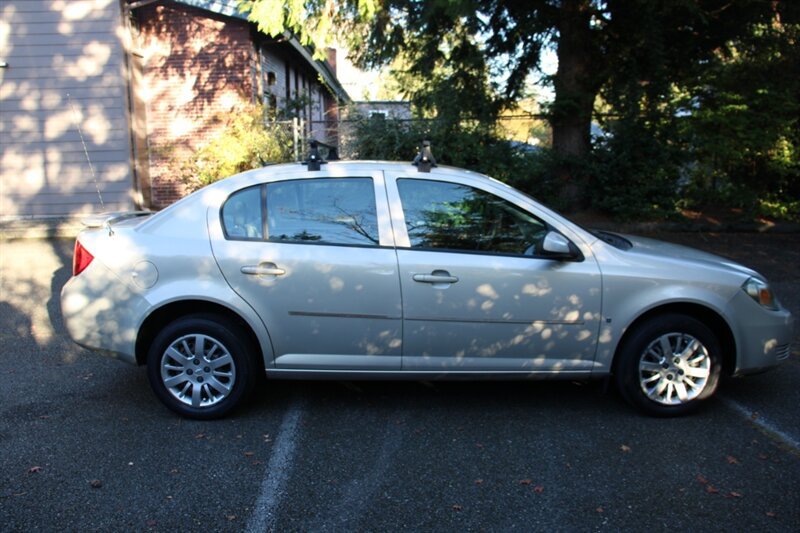 Used 2009 Chevrolet Cobalt LT FWD image 11