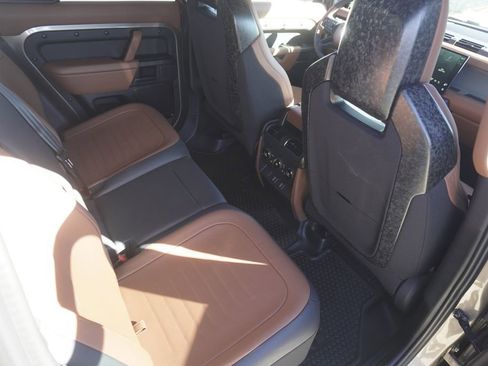 New 2026 Land Rover Defender 110 OCTA image 26