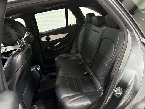 Used 2019 Mercedes-Benz GLC 300 image 26