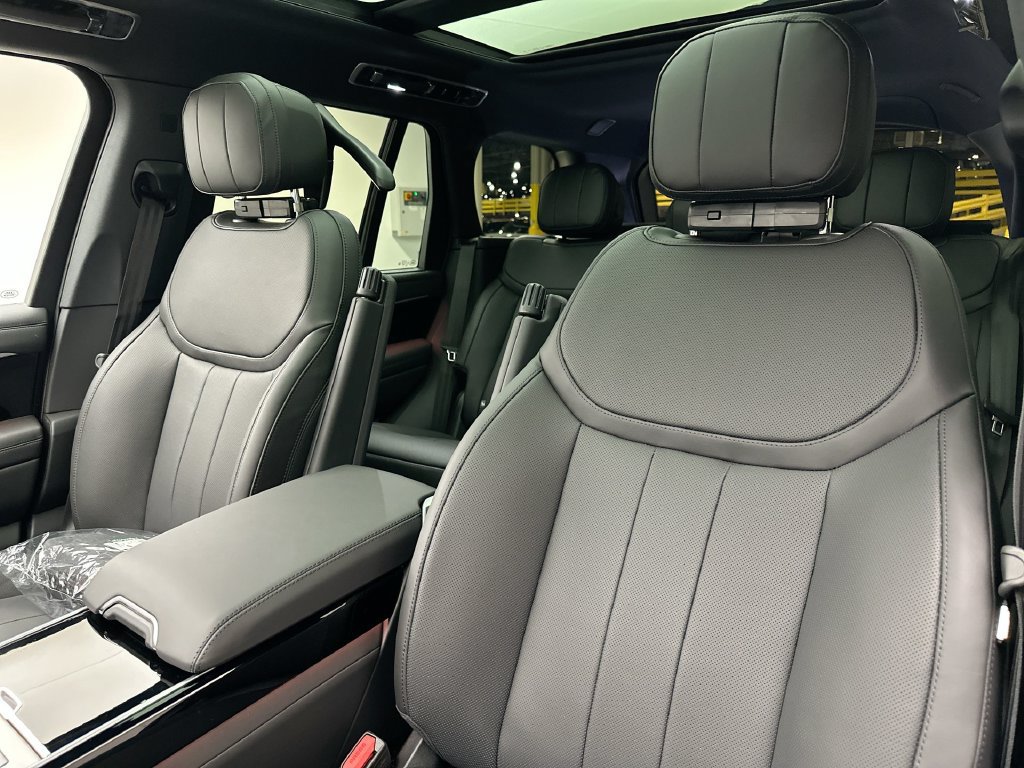 New 2027 Land Rover Range Rover SE AWD/4WD image 10