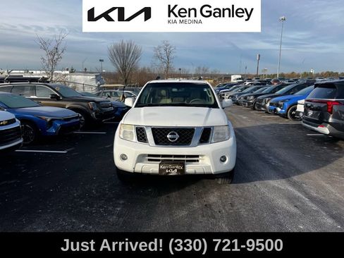 Used 2012 Nissan Pathfinder Silver image 2