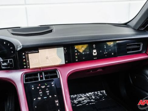 Used 2021 Porsche Taycan 4S w/ Premium Package image 16