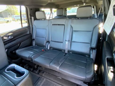Used 2021 Chevrolet Suburban Z71 AWD/4WD image 22