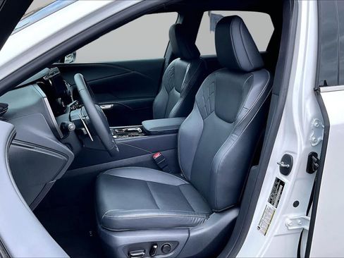 Used 2024 Lexus RX 350 FWD w/ Technology Package image 7