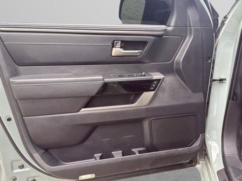 Used 2024 Toyota Tundra Limited AWD/4WD image 10