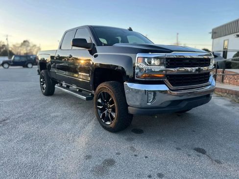 Used 2017 Chevrolet Silverado 1500 LT w/ All Star Edition RWD image 5