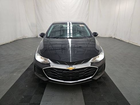 Used 2019 Chevrolet Cruze LT FWD image 4