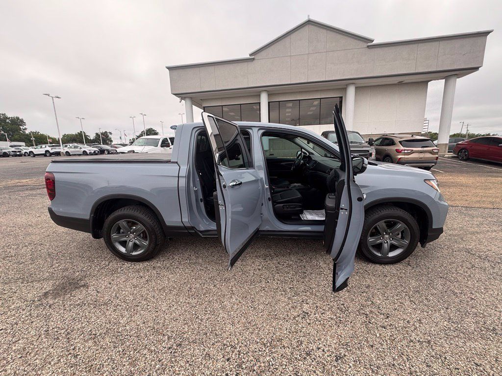 Used 2023 Honda Ridgeline RTL-E image 8