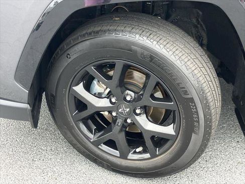Certified 2025 Toyota RAV4 LE FWD image 9