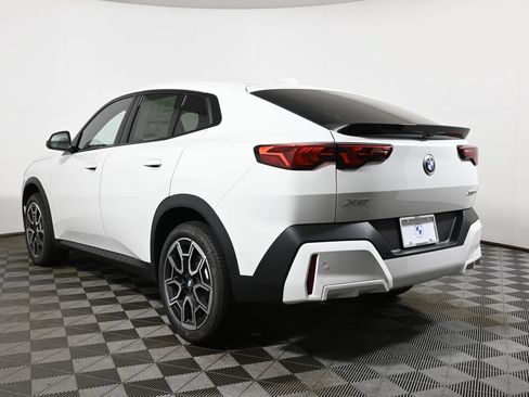 New 2026 BMW X2 xDrive28i w/ Convenience Package AWD/4WD image 5