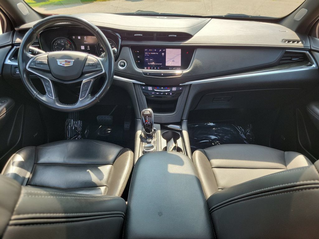 Used 2021 Cadillac XT5 Premium Luxury AWD/4WD image 13