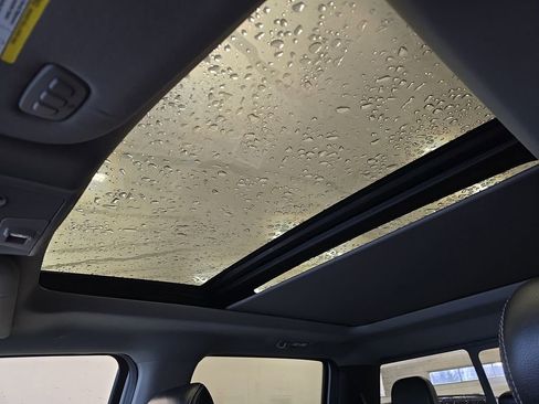 Used 2019 Ford F150 Lariat w/ Equipment Group 502A Luxury image 21