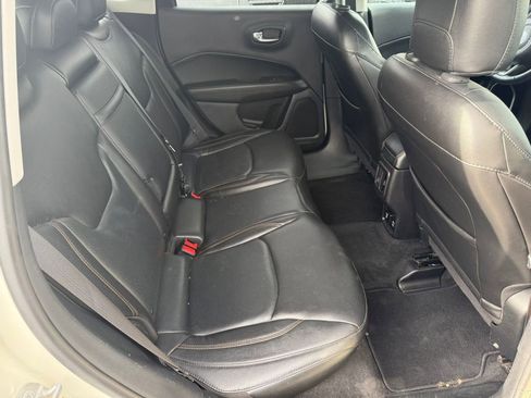 Used 2018 Jeep Compass Limited image 11