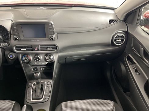 Used 2021 Hyundai Kona SEL AWD/4WD image 13