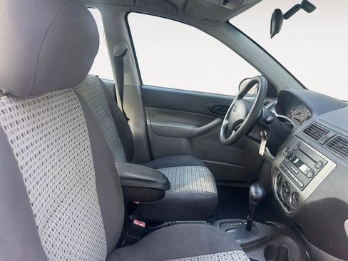 Used 2007 Ford Focus SES image 8