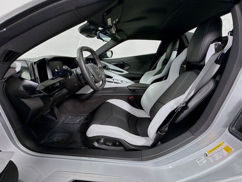 Used 2026 Chevrolet Corvette Stingray Preferred Conv w/ Z51 Performance Package RWD image 2