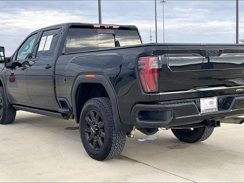 Used 2024 GMC Sierra 2500 AT4 w/ AT4 Premium Plus Package image 15