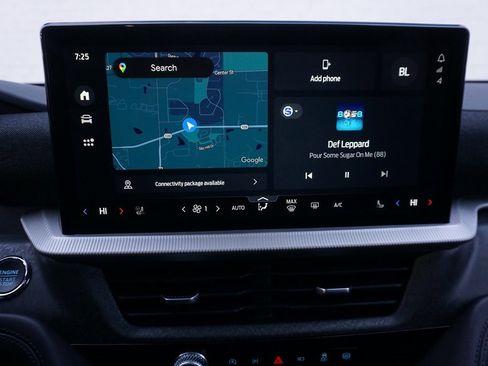 Used 2025 Ford Explorer Platinum w/ Ultimate Package image 17