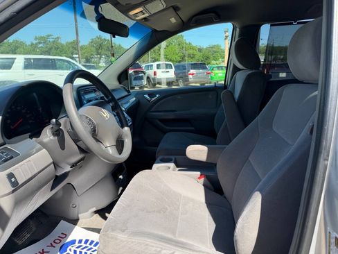 Used 2010 Honda Odyssey EX image 10