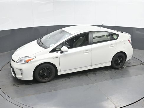 Used 2012 Toyota Prius Two FWD image 26