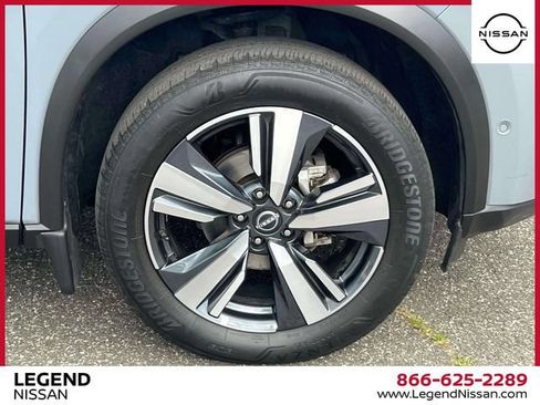 Certified 2023 Nissan Rogue SL w/ SL Premium Package AWD/4WD image 9