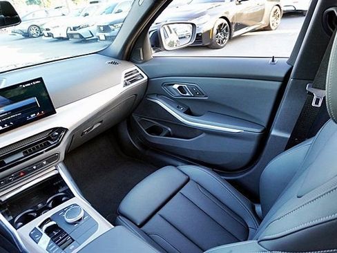 Used 2025 BMW 330i xDrive Sedan w/ Convenience Package image 22