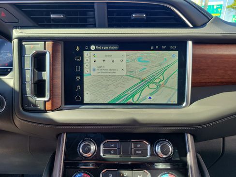 Used 2024 GMC Yukon Denali Ultimate image 10