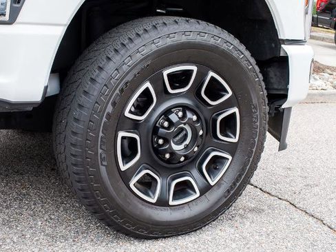 Certified 2024 Ford F350 Platinum image 8