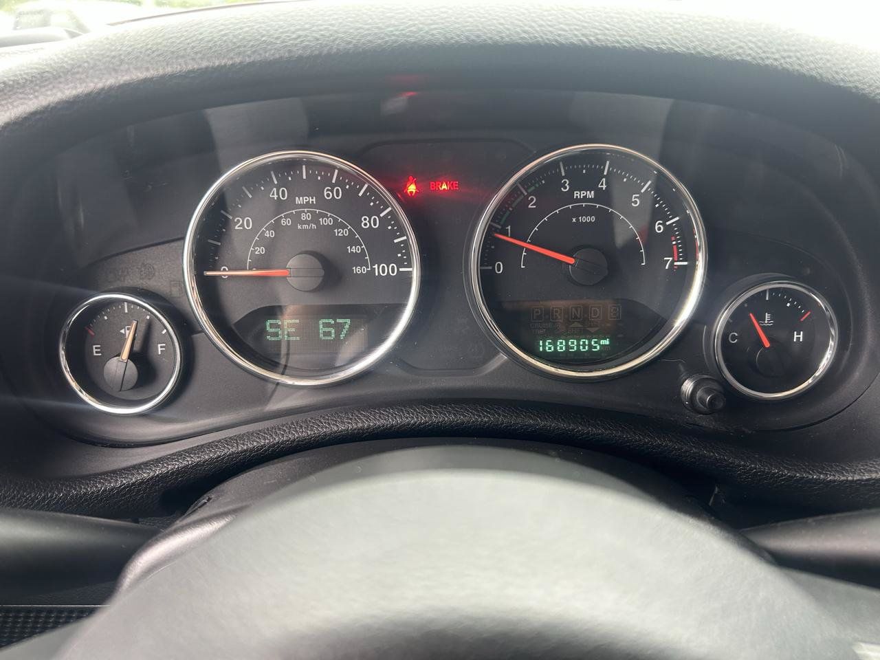 Used 2016 Jeep Wrangler Unlimited Sahara w/ Connectivity Group AWD/4WD image 21