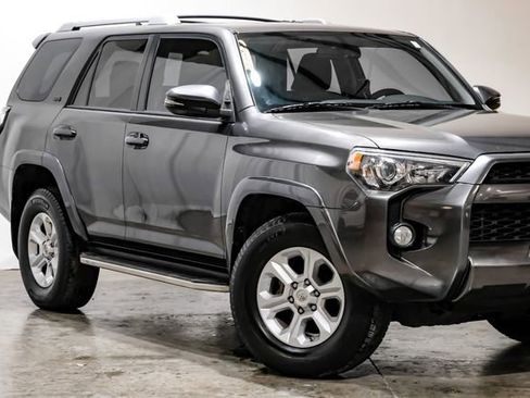 Used 2016 Toyota 4Runner SR5 Premium image 11