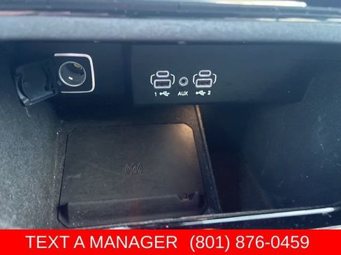 Used 2024 Jeep Wagoneer L Series II w/ Flexible Seating Group AWD/4WD image 27