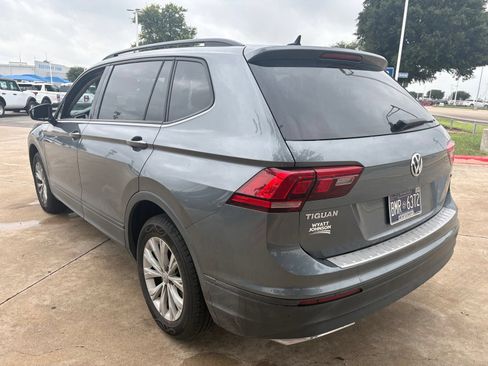 Used 2020 Volkswagen Tiguan S w/ 3rd Row Seat Package AWD/4WD image 3