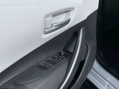 Used 2023 Toyota Corolla SE FWD image 14